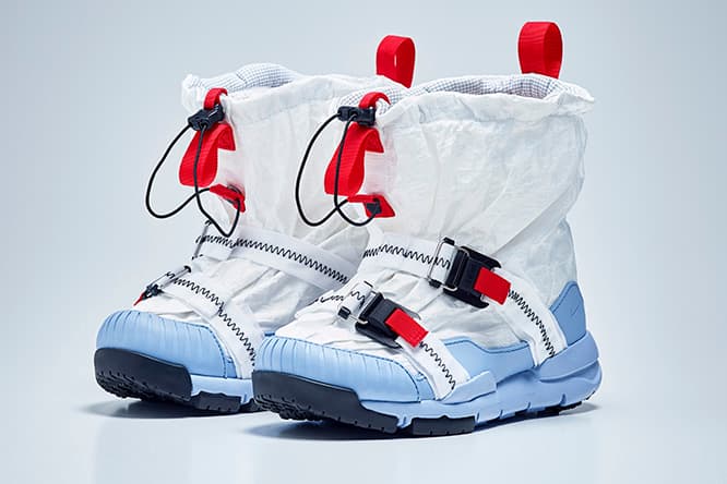 《ナイキ マーズ ヤード オーバーシュー》59,400円（税込）