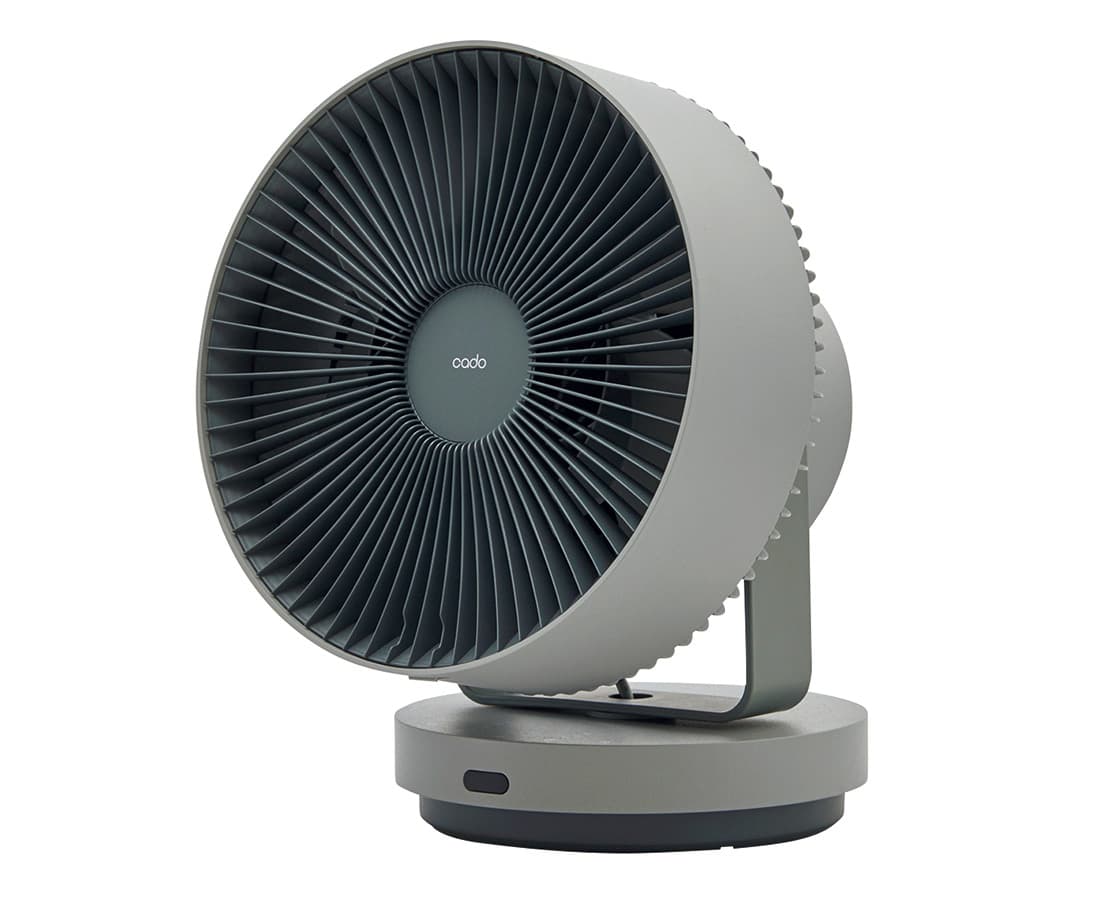 サーキュレーター《ストリーム1800》。ホワイトとの2色展開。27,280円。