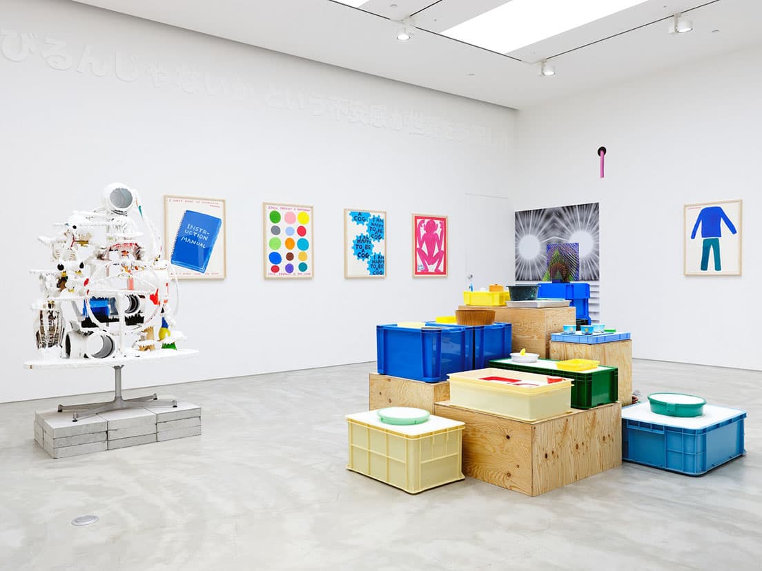 〈GYRE GALLERY〉での『村田沙耶香のユートピア　正常の構造と暴力　ダイアローグ　デヴィッド・シュリグリー≡金氏徹平』展示風景。
