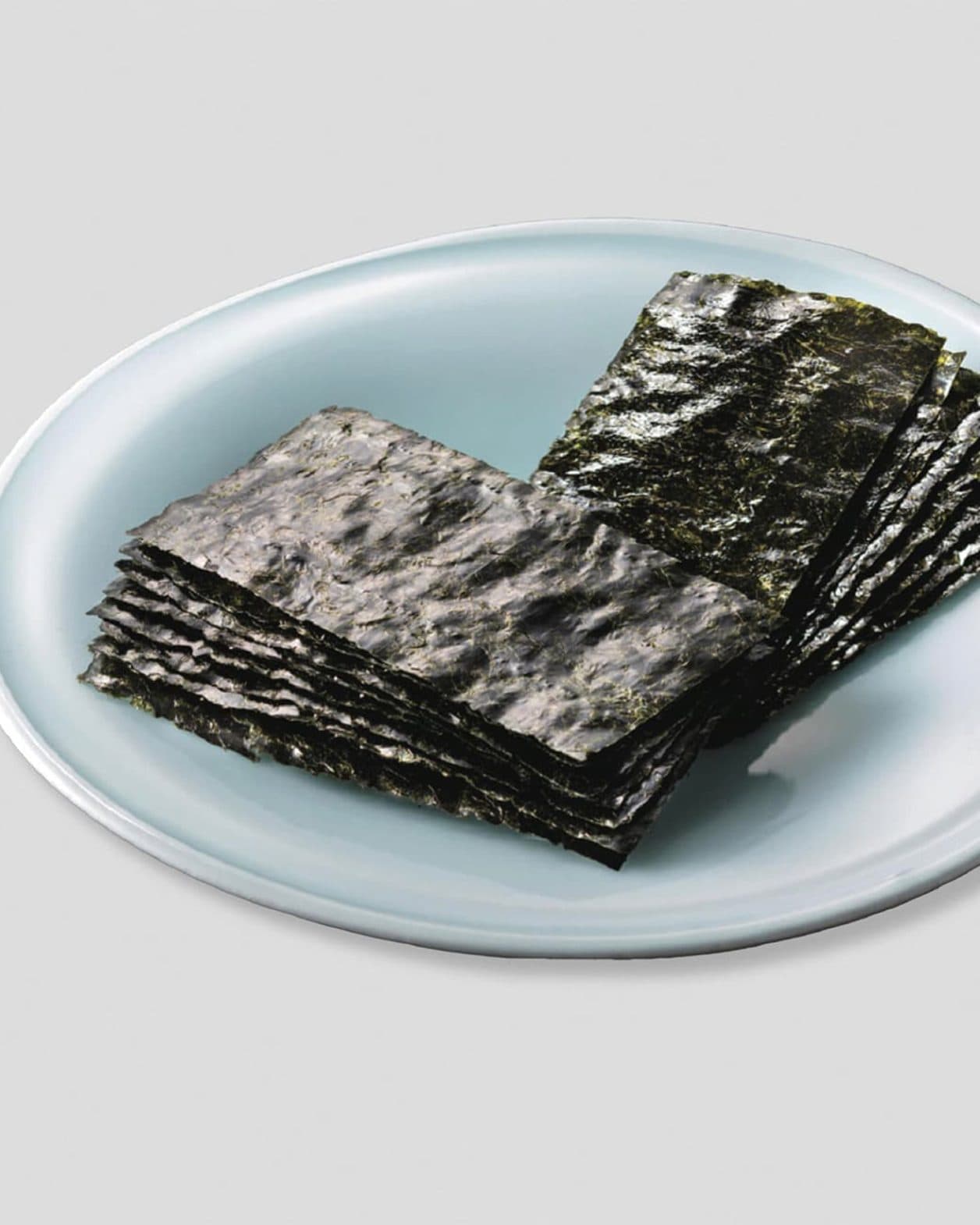 これ一枚で酒の最高のアテに！ 香り高い有明海産の一番海苔。