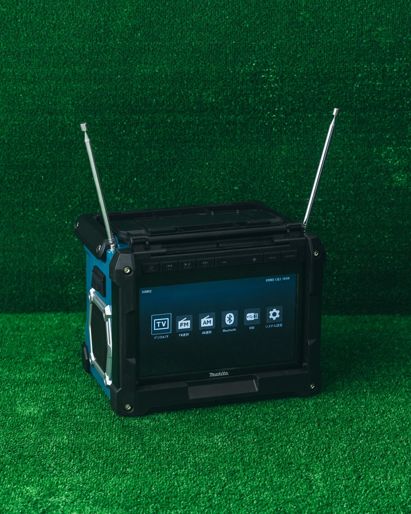 ダイバーシティアンテナ方式を採用した大画面10V型防水テレビ、音楽も楽しめるΦ90mmの大型ステレオスピーカーが両サイド、ラジオ、スマートフォン充電が一つになった充電式ラジオ付テレビ《TV100》。