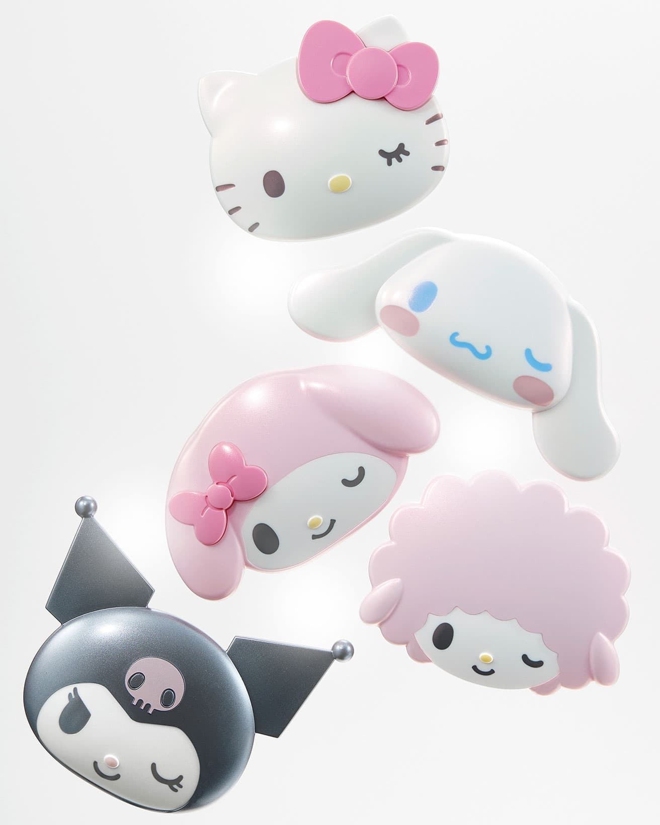 〈Dreamy Pallet〉キャラクターをモチーフにしたコンパクトにそれぞれをイメージした色をセット。各4,730円、シナモロールのみ4,290円。(c) 2026 SANRIO CO.,LTD.APPROVAL NO.L672564