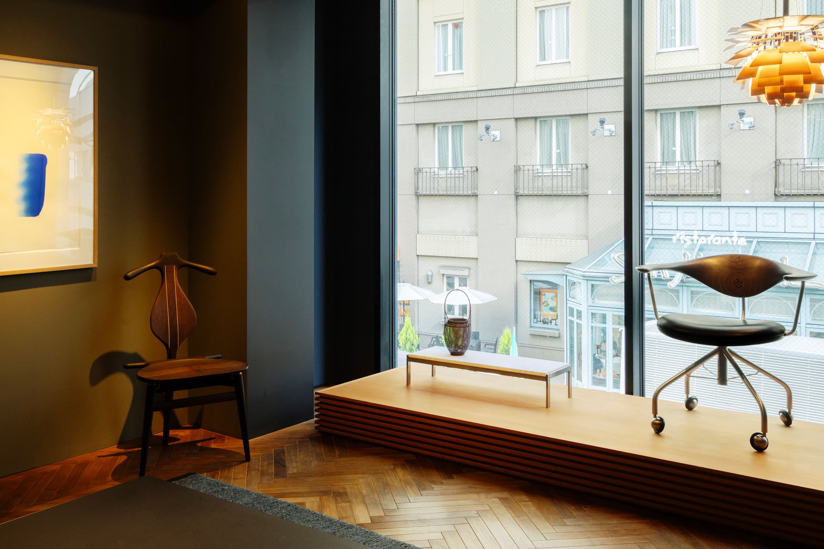 佐藤可士和も憧れる、ウェグナーの椅子の頂点。