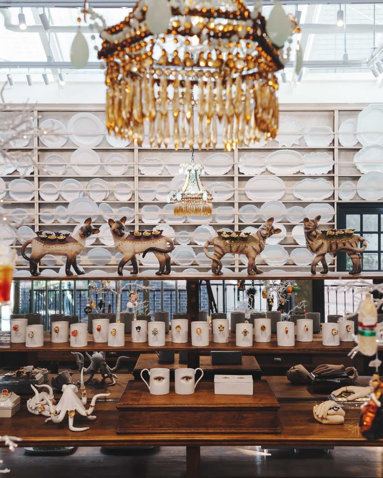 そこはもうパリ！〈アスティエ・ド・ヴィラット〉東京フラッグシップストア｜長山智美 デザイン狩人