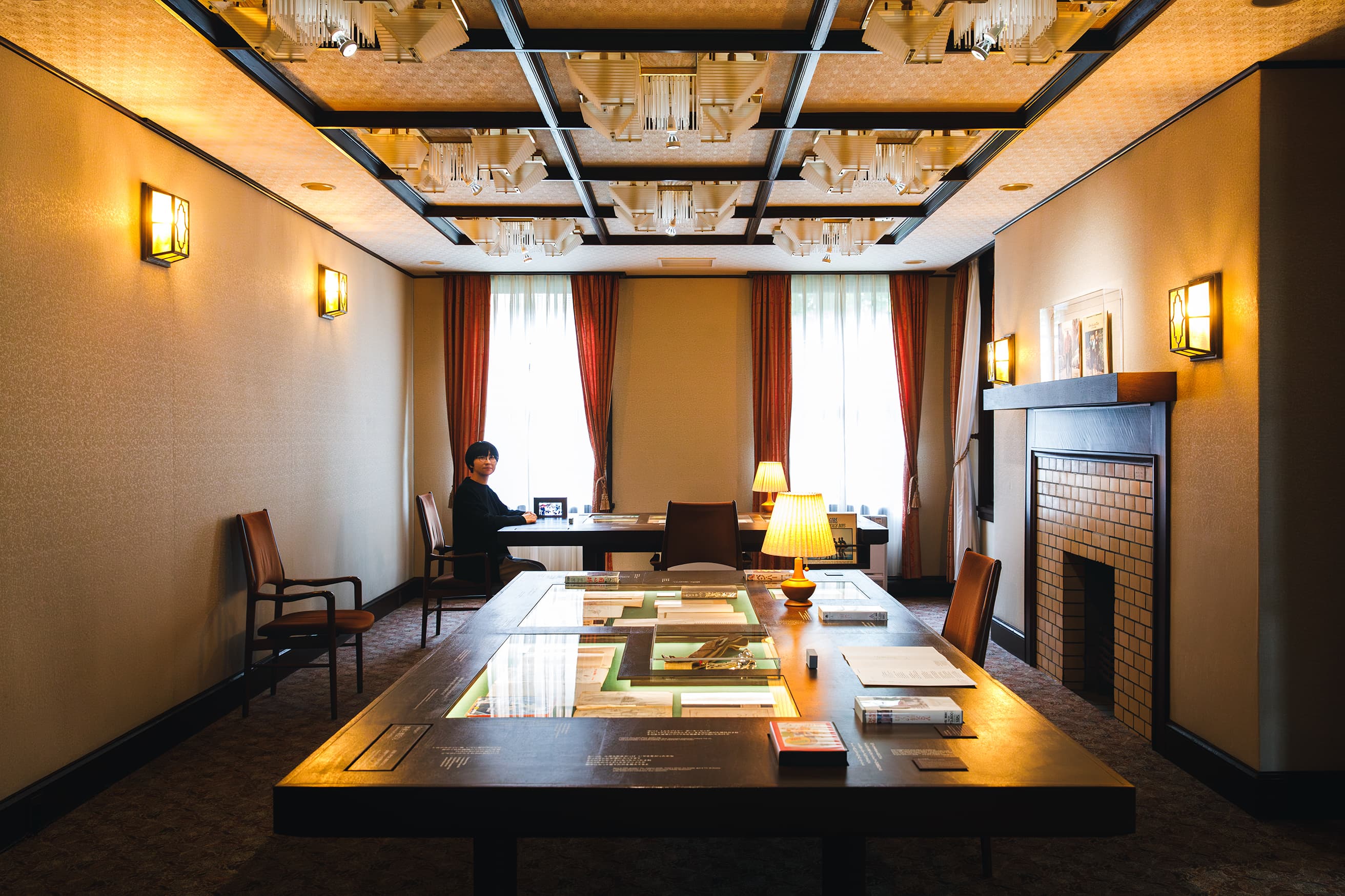 細野晴臣の企画展が母校・立教大学内で開催中。展示設計を手がけた三澤遥に聞くその魅力とは?