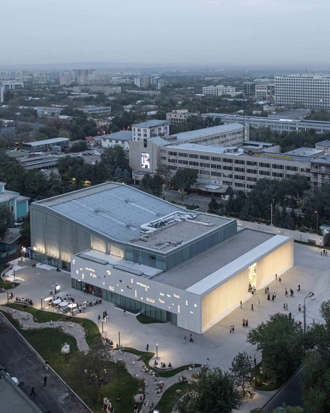 【現地レポート】中央アジアの国、カザフスタンの旧首都に2つのアート施設が誕生!