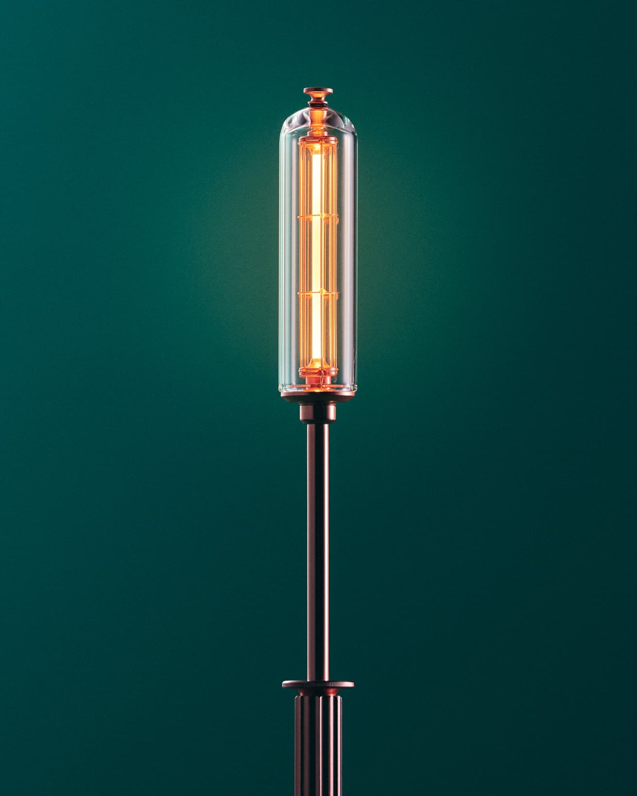 すっと伸びた支柱の上に、ぼんやりと灯し出される柔らかなオレンジの明かりは、ヨーロッパの市中で見かける街灯を思い出させる。